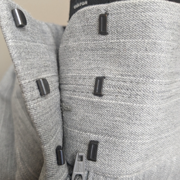 Women's Express Editor Pants NWT -Grey/White Striped - Women's 6L Dress Pants - Picture 8 of 8